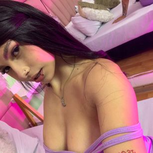 Model - Kim Luna blowjob