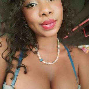 Model - Brenda Miller bigtoy