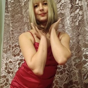 Model - AngelaRoxyx ass