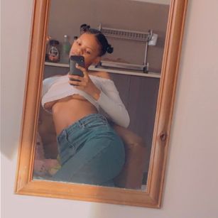 Model - AmandaMae tall