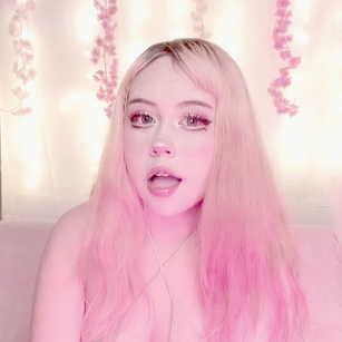 Model - Aissen Star deepthroat