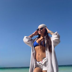 Model - Princess Miley roleplay