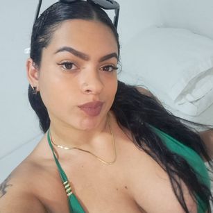 Model - Ambar SM squirt