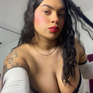 Model - Ambar SM squirt