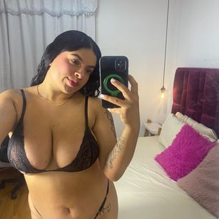 Model - Ambar SM young