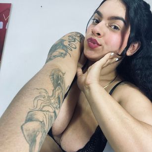 Model - Ambar SM toys