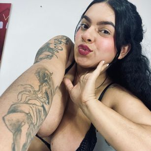 Model - Ambar SM squirt