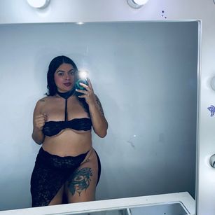 Model - Ambar SM bigass