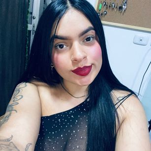 Model - Ambar SM young