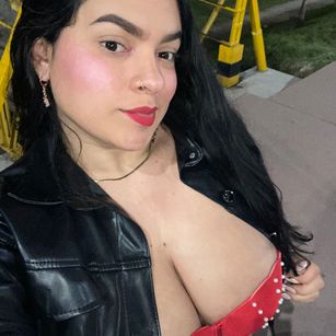 Model - Ambar SM bigass