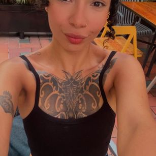 Model - SilvanaOwen FINDOM