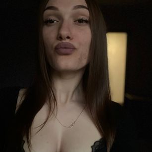 Model - Carolain Gilbert sph