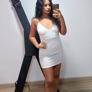 Model - Ari Cute english