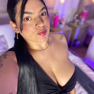 Model - Ambar SM curvy