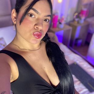 Model - Ambar SM curvy