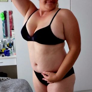 Model - SecretlyUntamed - Call me Secret shavedpussy
