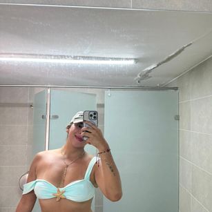 Model - KylieGretchen joi