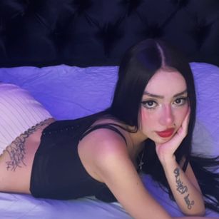 Model - Kendal Smith girl