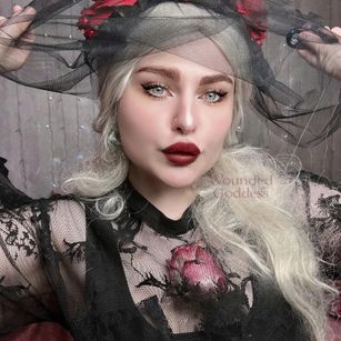 Model - Wounded_Goddess BDSM