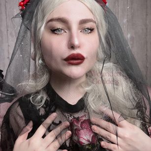 Model - Wounded_Goddess Teasing