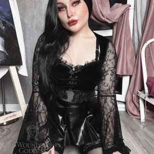 Model - Wounded_Goddess Findom