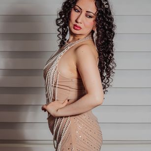 Model - SamanthaAntolin heels