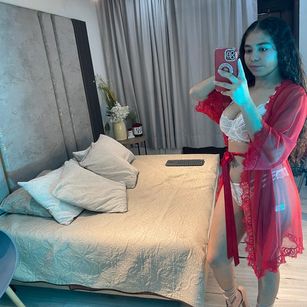 Model - CamilaCastillo bigass