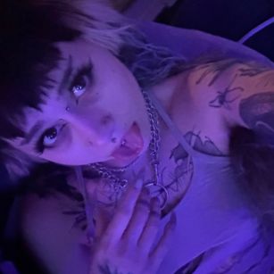 Model - Lacey-Maria deepthroat