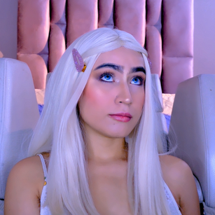 Model - Inocent Luna pussyjugosa