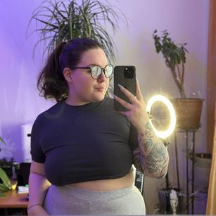 Model - Tina blowjob