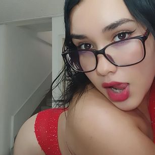 Model - Katy Elliot roleplay