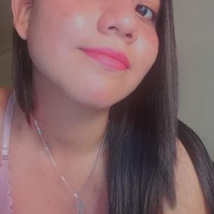 Model - Lola Gibson JOI