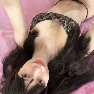 Model - Nazlilove boobs