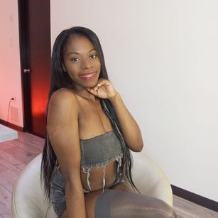 Model - NalaRoux young