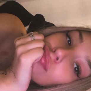 Model - Angela blond