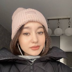 Model - Nicole Brownie smallboobs