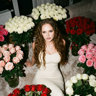 Model - Emeralda anal