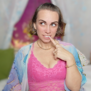 Model - Daisha Sweet feet