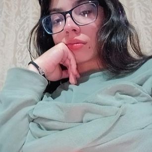 Model - KatherinJohns 18