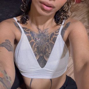 Model - SilvanaOwen FINDOM