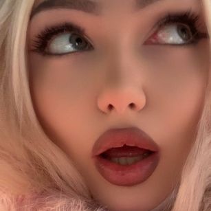 Model - Lina Lirian dirtytalk