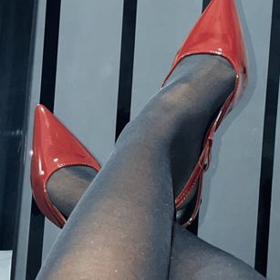 Model - SteffyMiller dildo