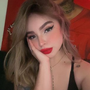 Model - Sabrina Walker joi