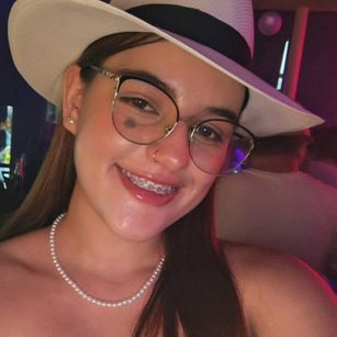 Model - Hailey Tims anal