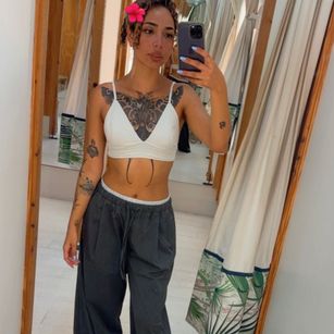 Model - SilvanaOwen JOI