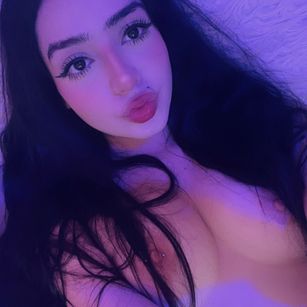 Model - Kendal Smith anal