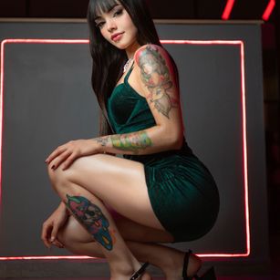 Model - MiaMonreh heels