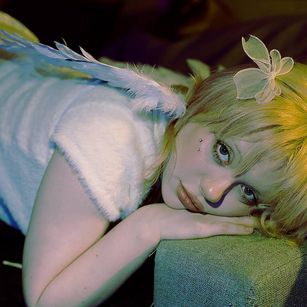 Model - Cassie Blondie feet