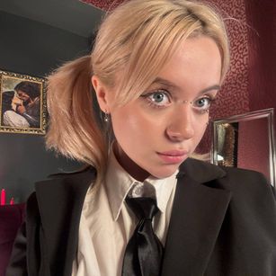 Model - Cassie Blondie oil