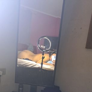 Model - AteneaCharlotte Latina